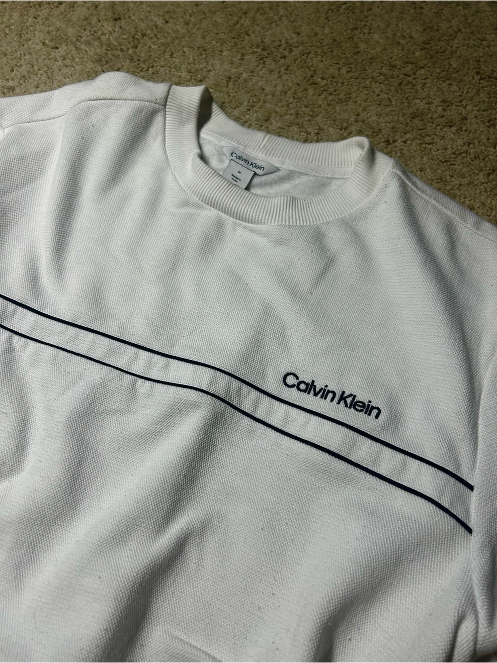 Calvin Klein White Logo Crewneck Sweatshirt – Size Medium